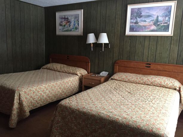 Imagen de la habitación del Hotel Du Wayne Motel. Foto 14