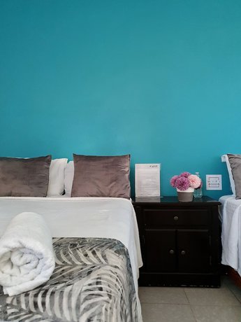 Imagen de la habitación del Hotel DuHotel. Foto 10