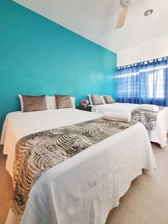 Imagen de la habitación del Hotel DuHotel. Foto 11