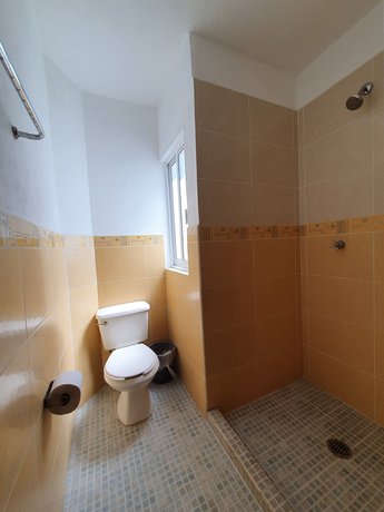 Imagen de la habitación del Hotel DuHotel. Foto 12