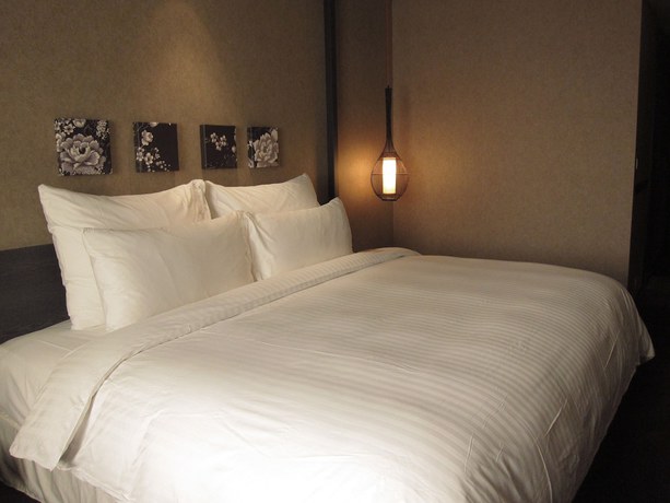 Imagen de la habitación del Hotel Dua. Foto 3