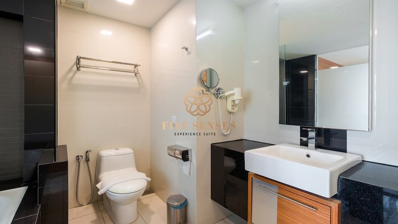 Imagen de la habitación del Hotel Dua Sentral KL by Five Senses. Foto 14