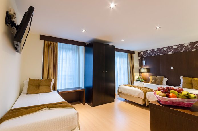 Imagen de la habitación del Hotel Duas Nacoes. Foto 15