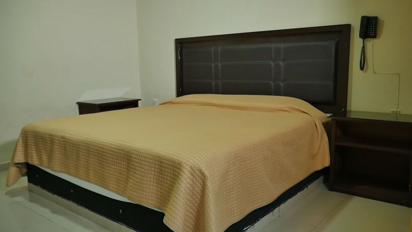 Imagen general del Hotel Dub&aacute;i de Miramar. Foto 3