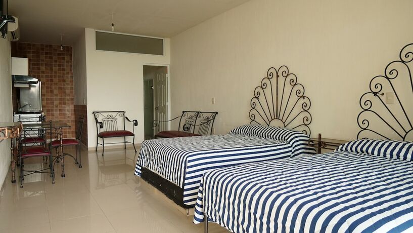 Imagen de la habitación del Hotel Dub&aacute;i de Miramar. Foto 17