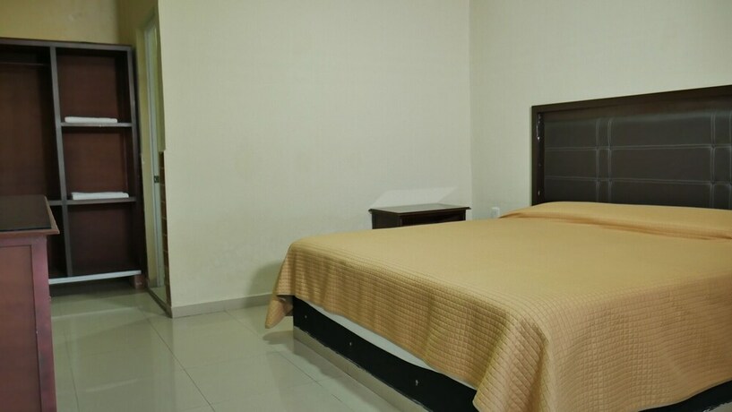 Imagen de la habitación del Hotel Dub&aacute;i de Miramar. Foto 18