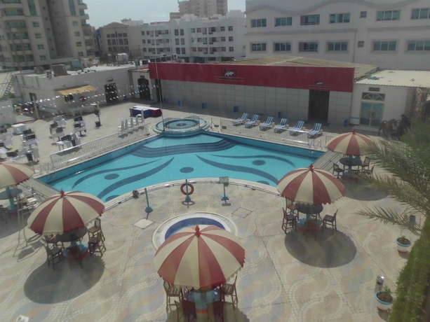 Imagen de la piscina del Hotel Dubai Grand By Fortune. Foto 15