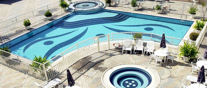 Imagen de la piscina del Hotel Dubai Grand By Fortune. Foto 16