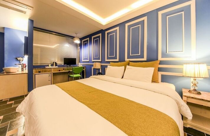 Imagen de la habitación del Hotel Dubai Hotel. Foto 15