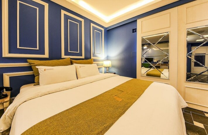 Imagen de la habitación del Hotel Dubai Hotel. Foto 16