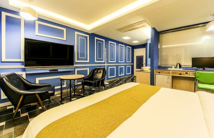 Imagen de la habitación del Hotel Dubai Hotel. Foto 17