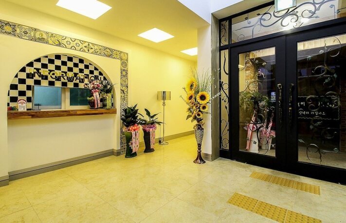 Imagen de los interiores del Hotel Dubai Hotel. Foto 20