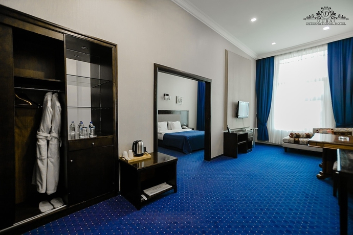 Imagen de la habitación del Hotel Dubai International. Foto 10