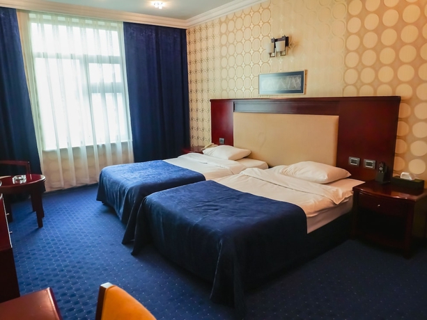 Imagen de la habitación del Hotel Dubai International. Foto 13