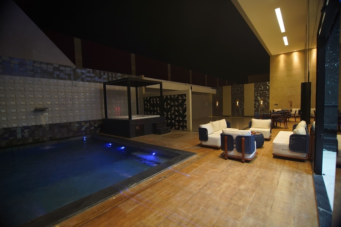 Imagen de los interiores del Hotel Dubai, PETROLINA. Foto 16