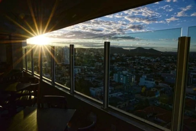 Imagen general del Hotel Dubai Su&iacute;tes. Foto 7