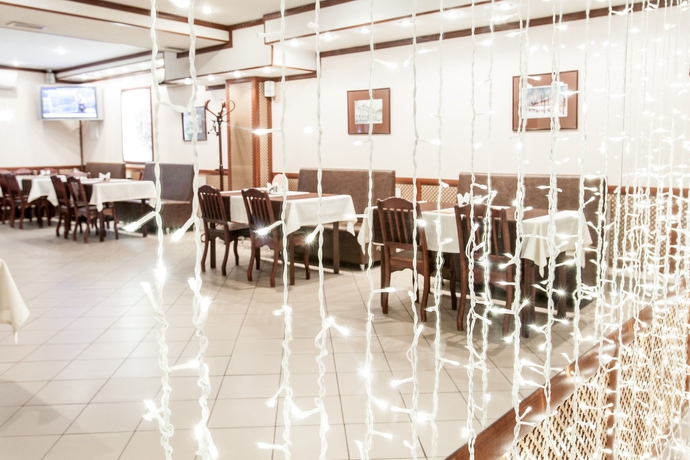 Imagen del bar/restaurante del Hotel Dubki. Foto 4