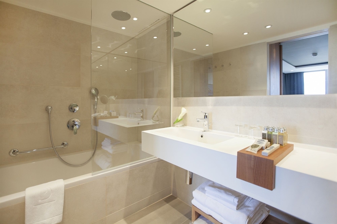 Imagen de la habitación del Hotel Dubrovnik Palace. Foto 11