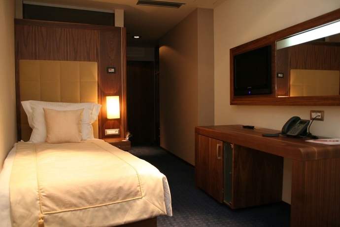 Imagen de la habitación del Hotel Dubrovnik, Zenica. Foto 7