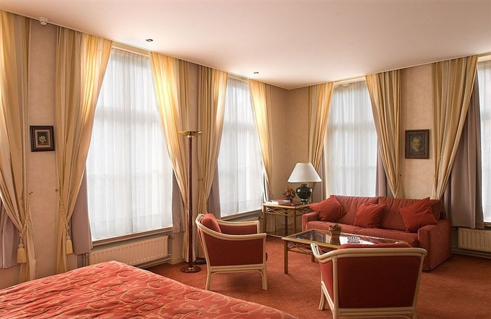 Imagen de la habitación del Hotel Duc De Bourgogne. Foto 10