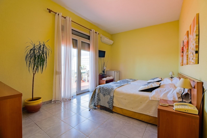 Imagen de la habitación del Hotel Duc De Vendome. Foto 7