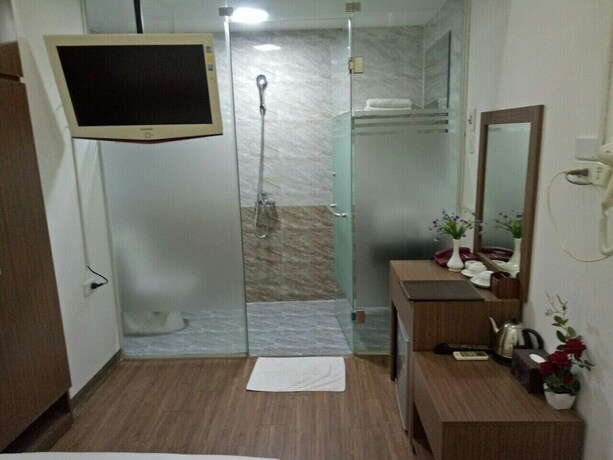 Imagen de la habitación del Hotel Duc Long, Hanoi. Foto 17