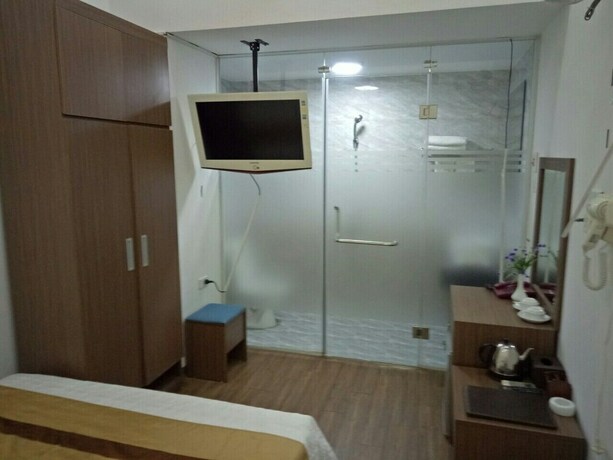 Imagen de la habitación del Hotel Duc Long, Hanoi. Foto 22