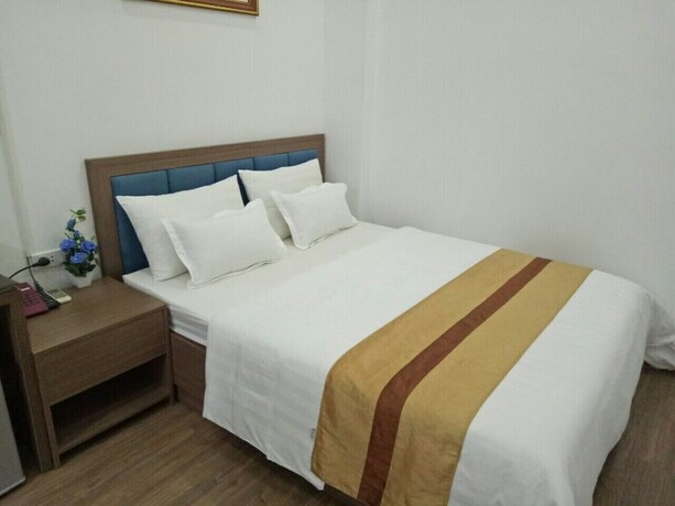Imagen de la habitación del Hotel Duc Long, Hanoi. Foto 38