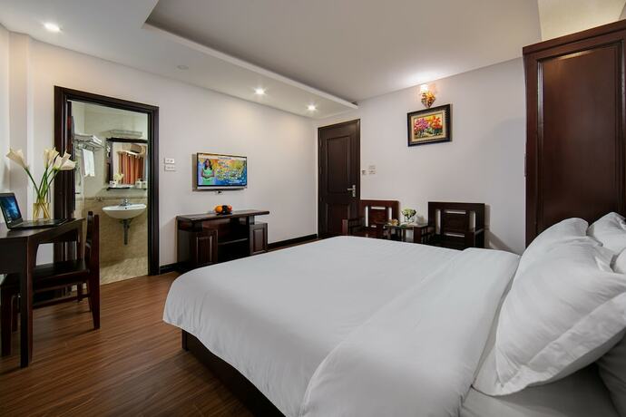 Imagen de la habitación del Hotel Duc Trong. Foto 13