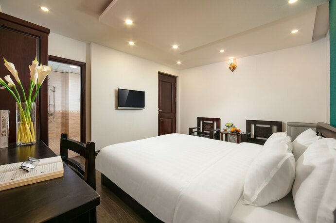 Imagen de la habitación del Hotel Duc Trong. Foto 20