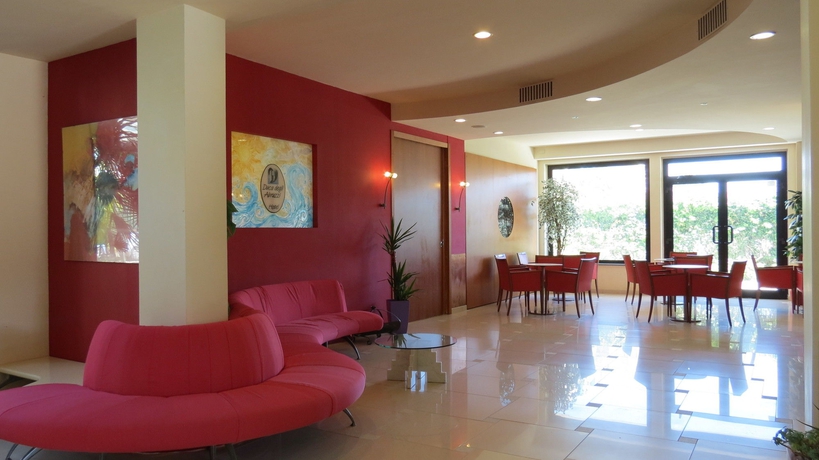 Imagen de los interiores del Hotel Duca Degli Abruzzi. Foto 9