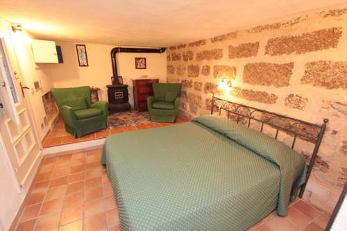 Imagen de la habitación del Hotel Duca Di Castelmonte. Foto 9
