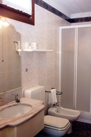 Imagen de la habitación del Hotel Duca d 'Aosta, Mogliano Veneto. Foto 5