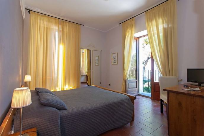 Imagen de la habitación del Hotel Ducale, Diamante. Foto 8