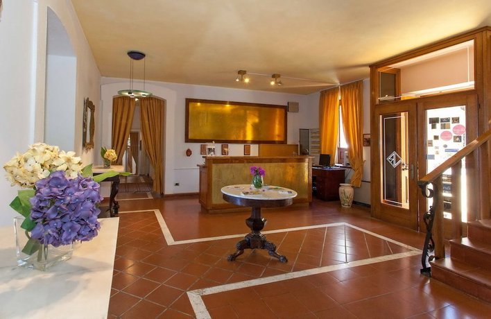 Imagen de los interiores del Hotel Ducale, Diamante. Foto 18