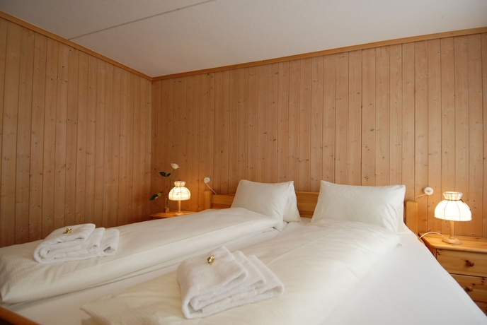 Imagen de la habitación del Hotel Ducan. Foto 15