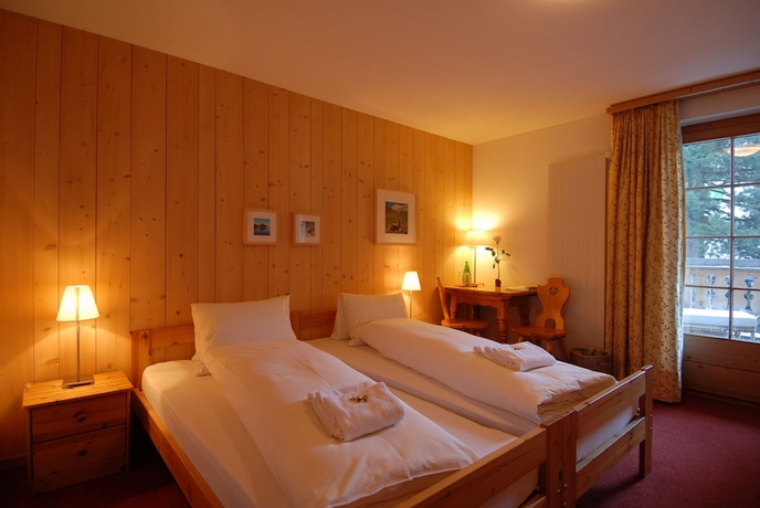 Imagen de la habitación del Hotel Ducan. Foto 16