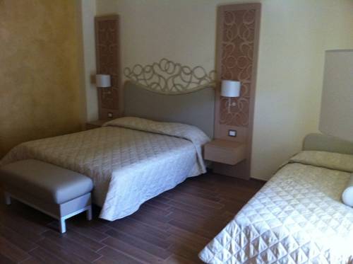 Imagen de la habitación del Hotel Duchessa Della Sila. Foto 11