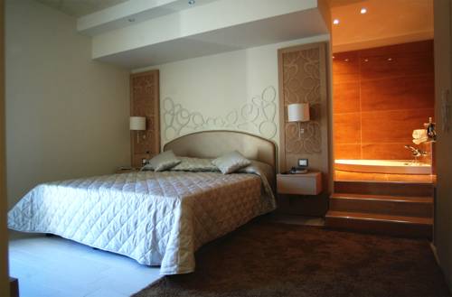 Imagen de la habitación del Hotel Duchessa Della Sila. Foto 16