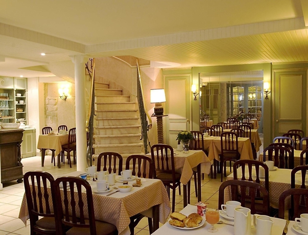 Imagen del bar/restaurante del Hotel Ducs De Bourgogne. Foto 3