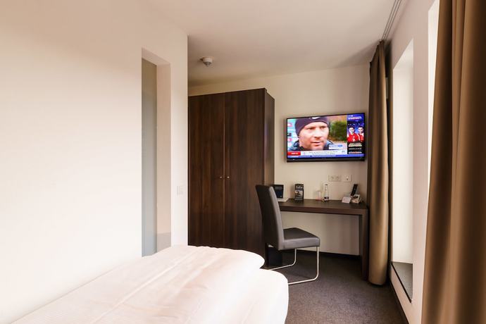 Imagen de la habitación del Hotel Duda. Foto 8