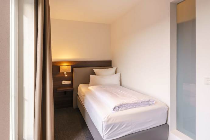 Imagen de la habitación del Hotel Duda. Foto 14