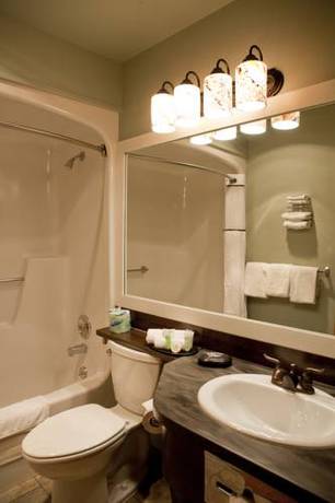 Imagen de la habitación del Hotel Dude Rancher Lodge. Foto 4