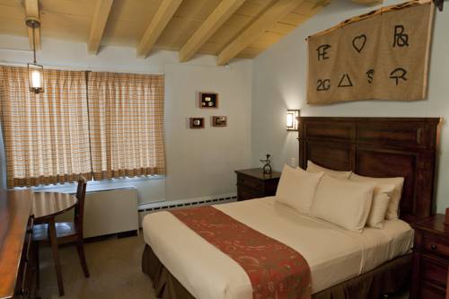 Imagen de la habitación del Hotel Dude Rancher Lodge. Foto 16