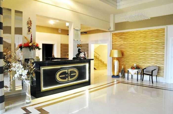 Imagen de los interiores del Hotel Dudek. Foto 20