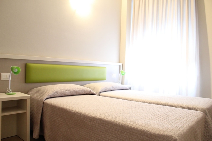 Imagen de la habitación del Hotel Due Giardini. Foto 17