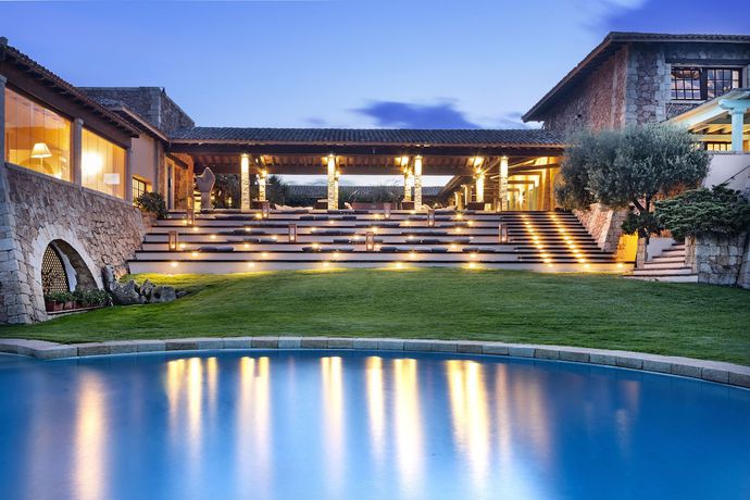 Imagen general del Hotel Due Lune Puntaldia Resort and Golf. Foto 2