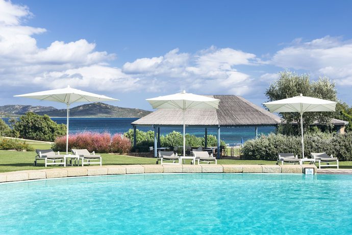 Imagen de la piscina del Hotel Due Lune Puntaldia Resort and Golf. Foto 20