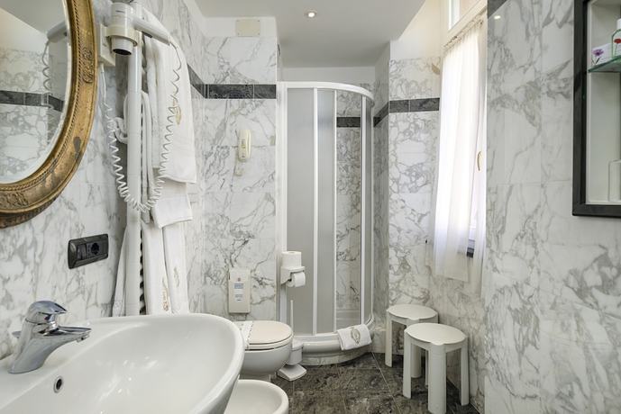 Imagen de la habitación del Hotel Due Mari, Sestri Levante. Foto 9