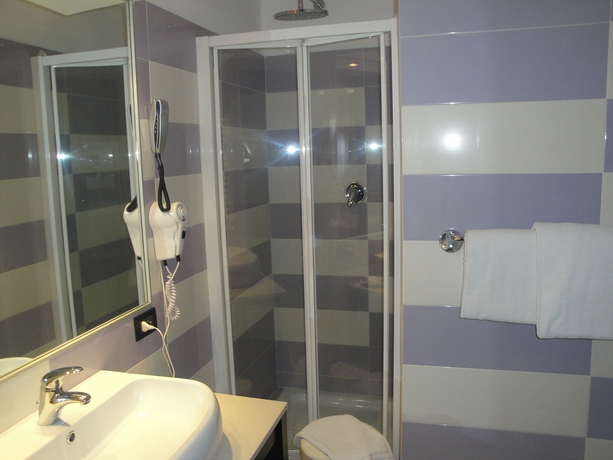 Imagen de la habitación del Hotel Due Mondi. Foto 3